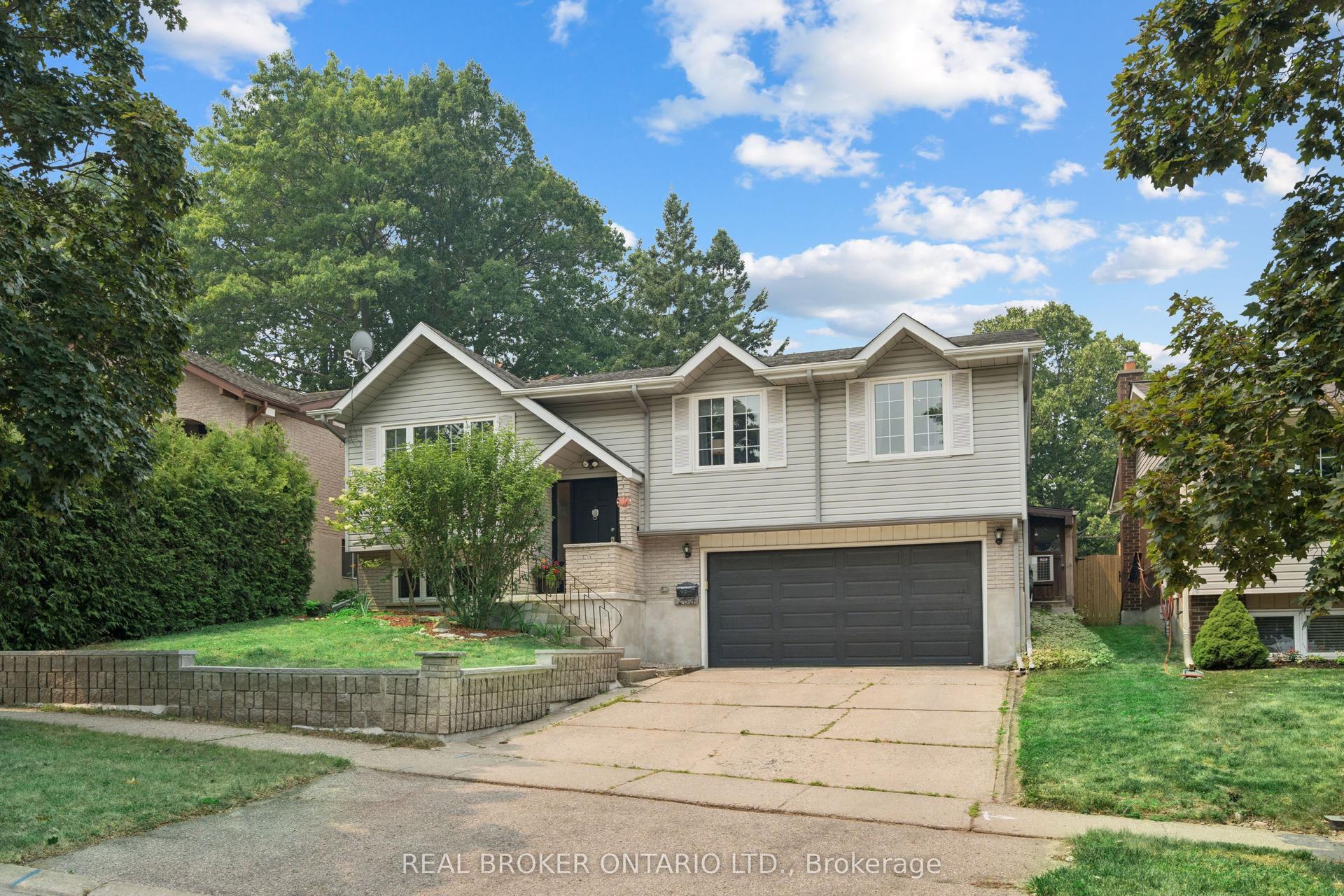 254 Southwood Drive, Kitchener — Detached for sale, photo 1