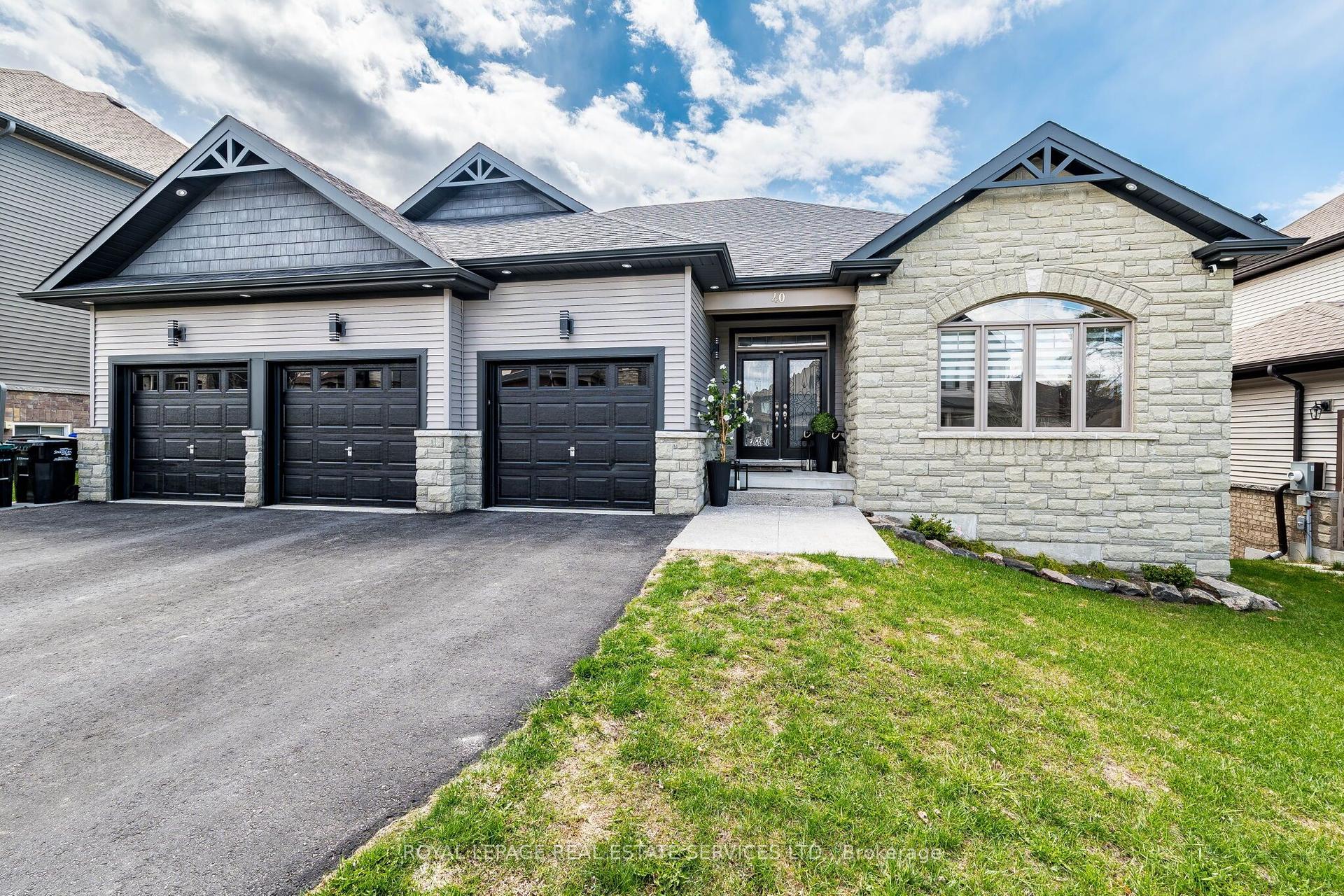 40 Landscape Drive — photo 1