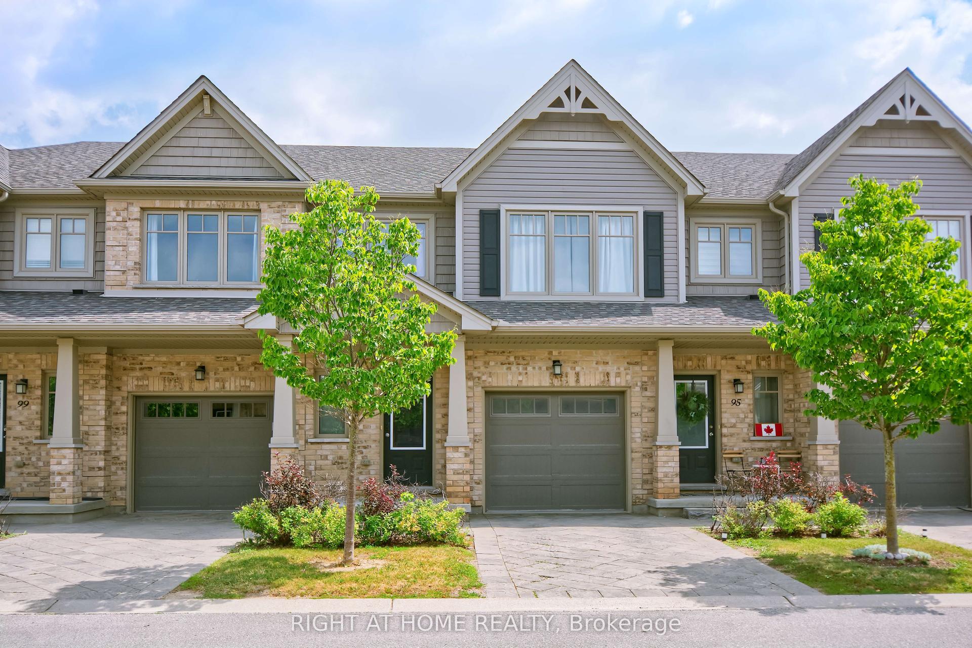 1924 Cedarhollow Boulevard 97 #97, London North — Condo Town for sale, photo 1