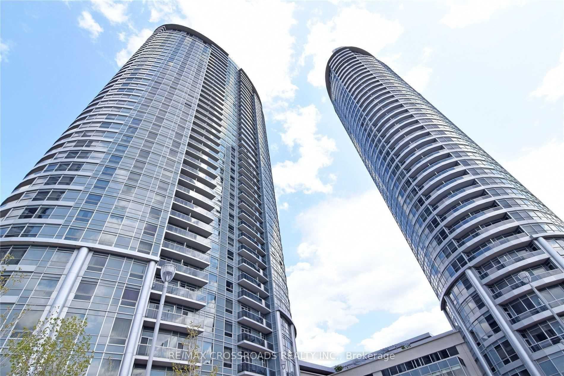 135 Village Green Square 3326 #3326, Toronto — Condo for lease, photo 1