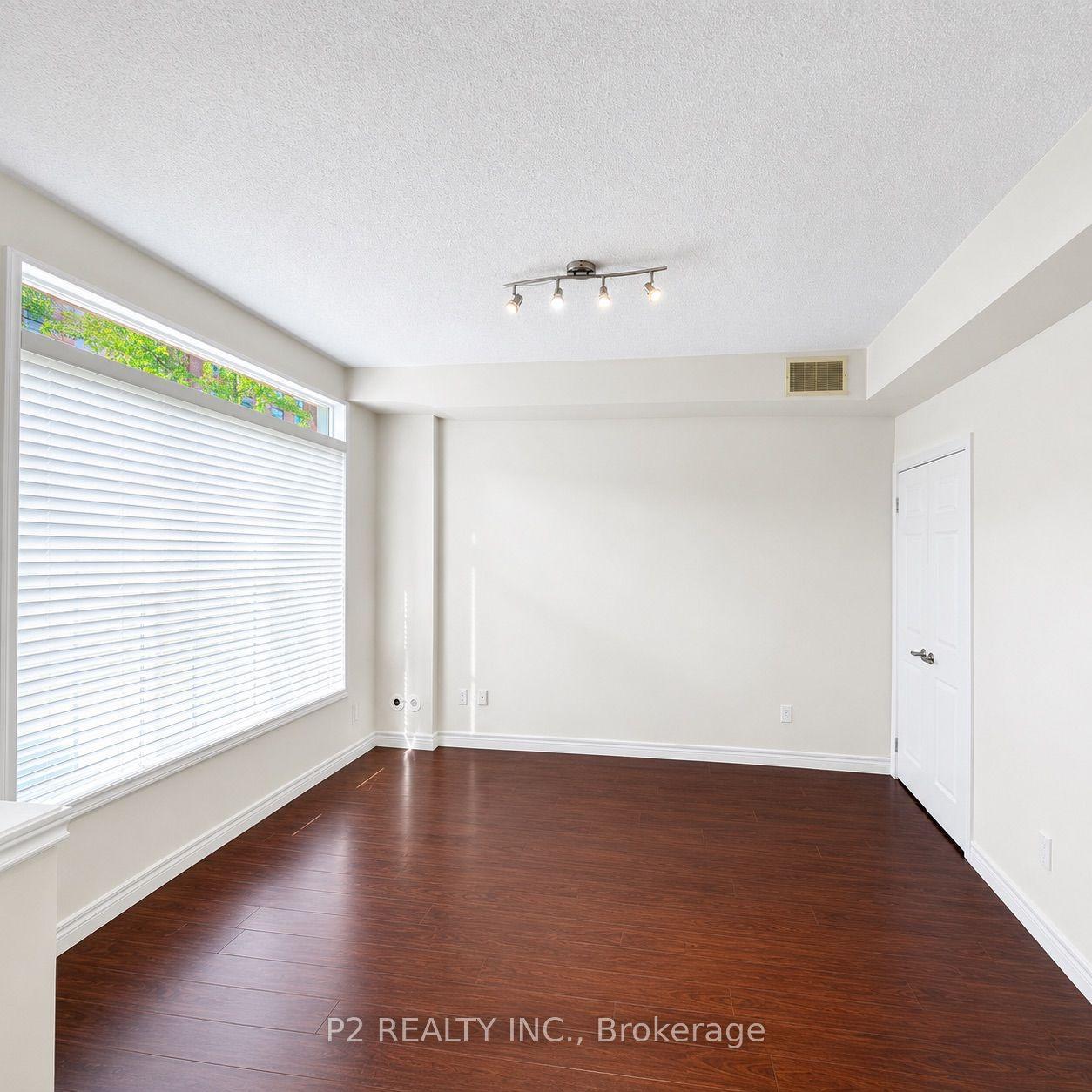 3062 Lake Shore Boulevard W 7 #7 — photo 3