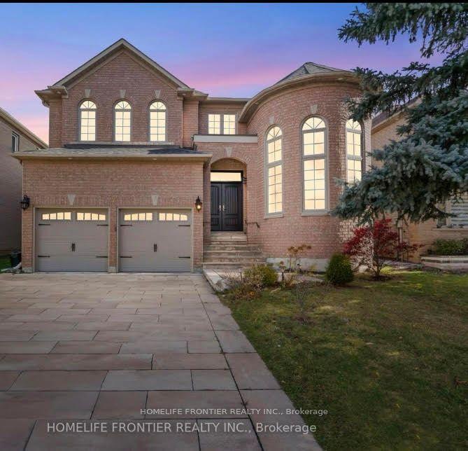 7 Edenbrook Crescent — photo 1