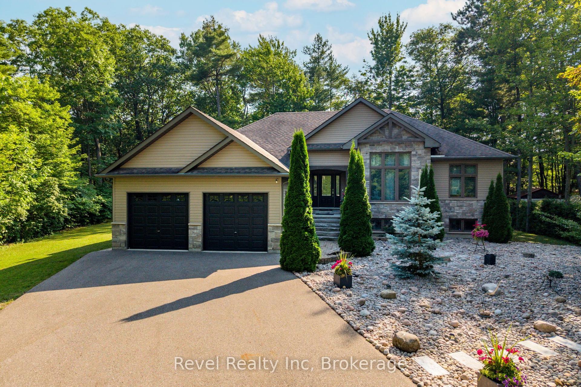 54 Vincent Circle — photo 1