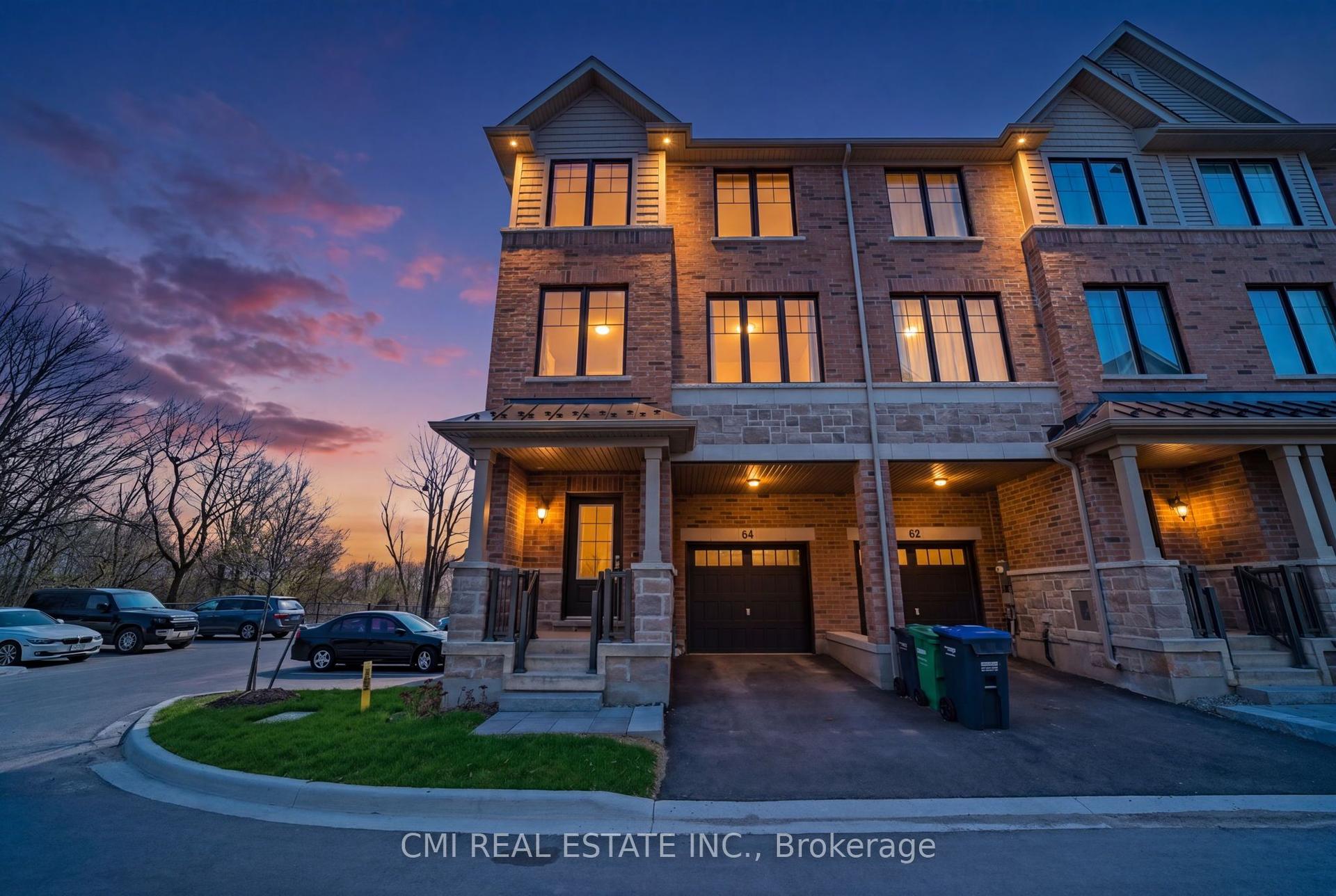 64 Folcroft Street, Brampton — Townhouse for sale, photo 1