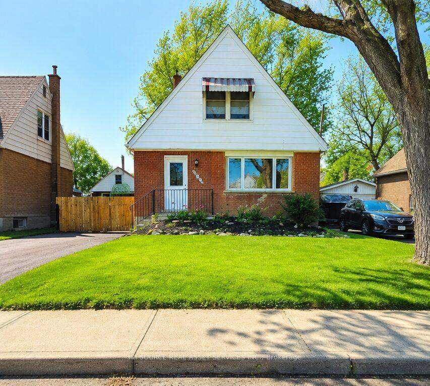 274 East 38th Street, Hamilton — Detached for sale, photo 1