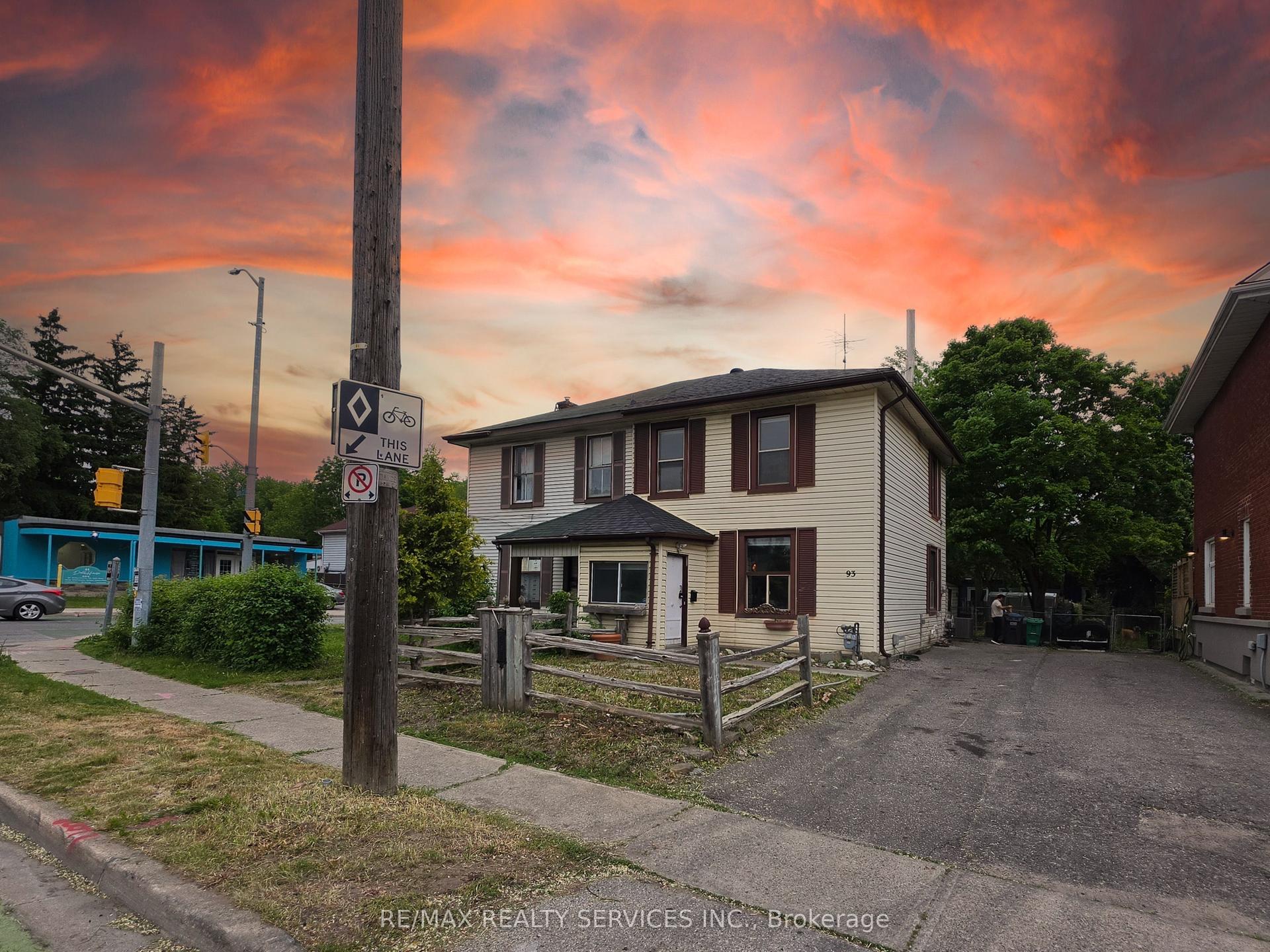93 Church Street E — photo 1