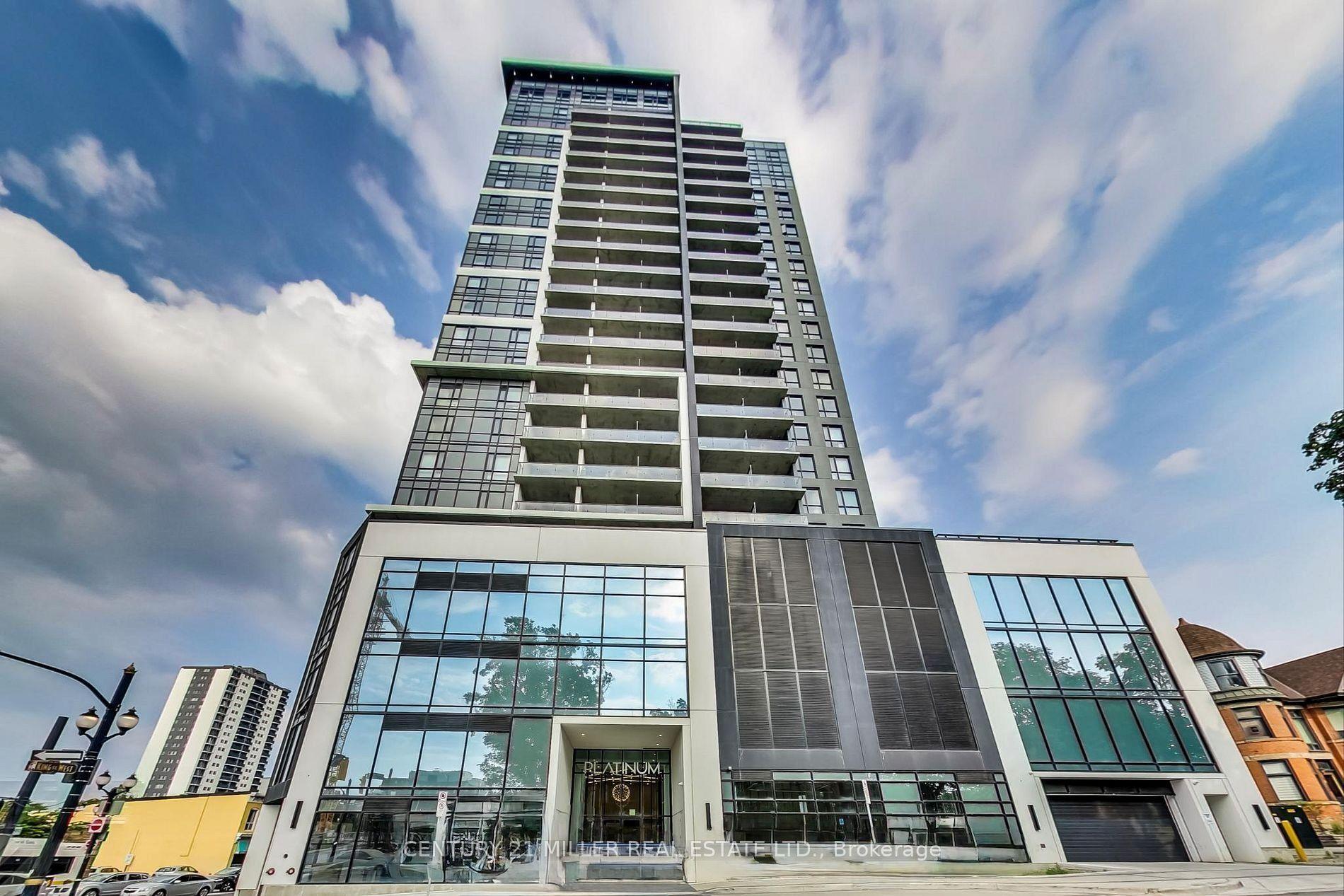 15 Queen Street S 1012 #1012, Hamilton — Condo for lease, photo 1