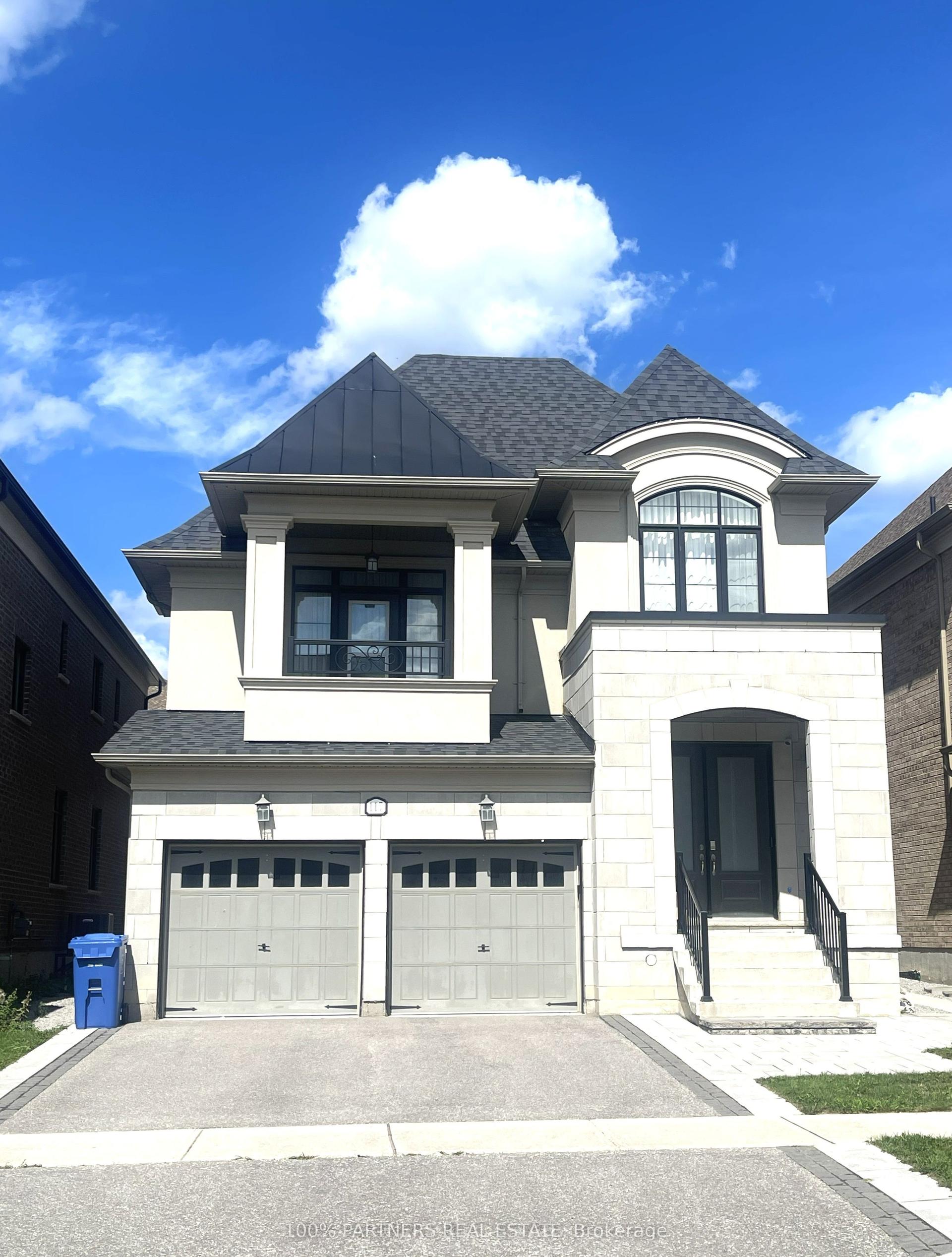 117 Botelho Circle E, Aurora — Detached for lease, photo 1