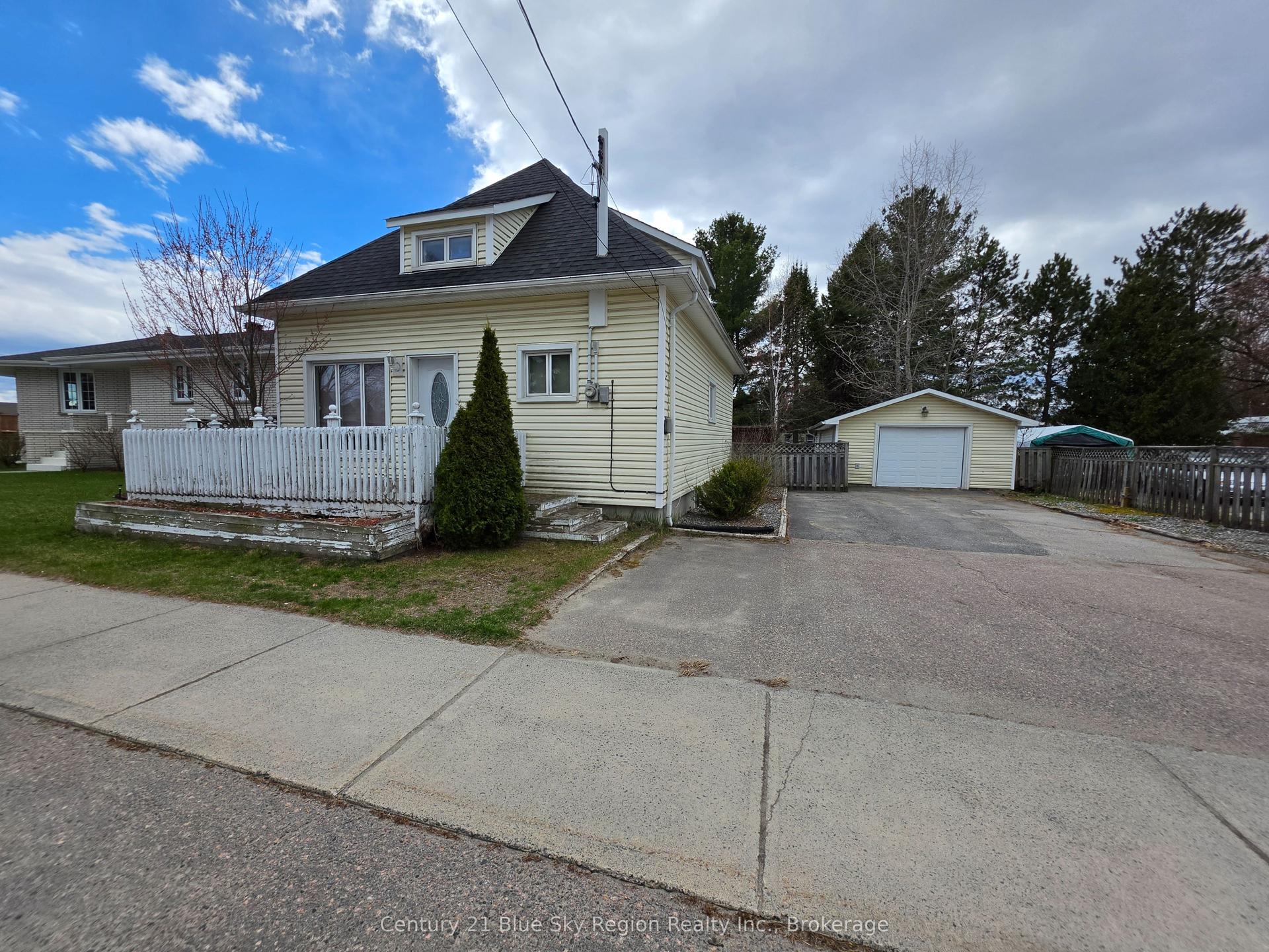 167 Cache Bay Road — photo 1