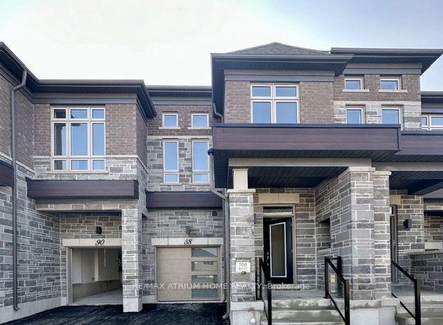 88 Tempel Street, Richmond Hill — Townhouse for lease, photo 1
