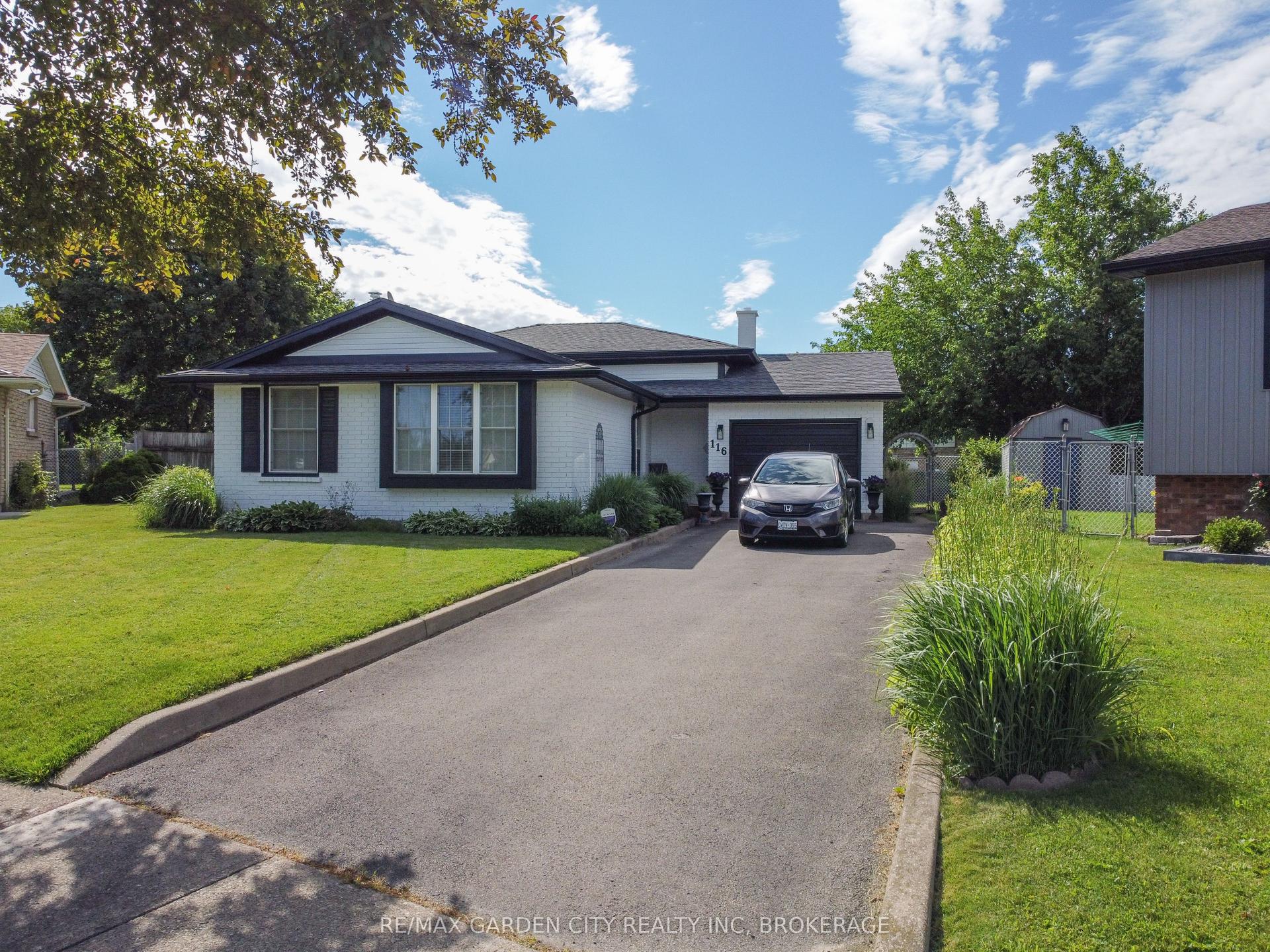 116 Dunvegan Road — photo 1