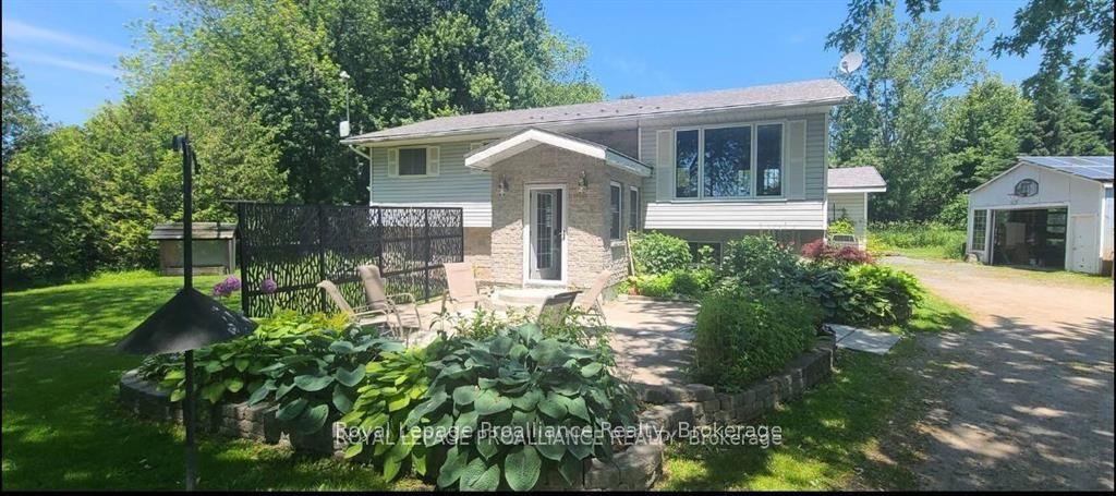 614 County Road 64 Road, Brighton — Detached for lease, photo 1