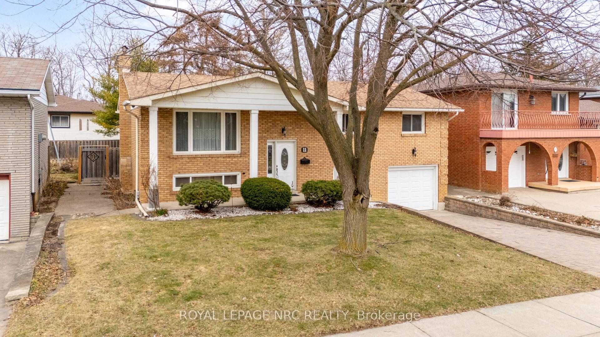 11 Pinard Street — photo 1
