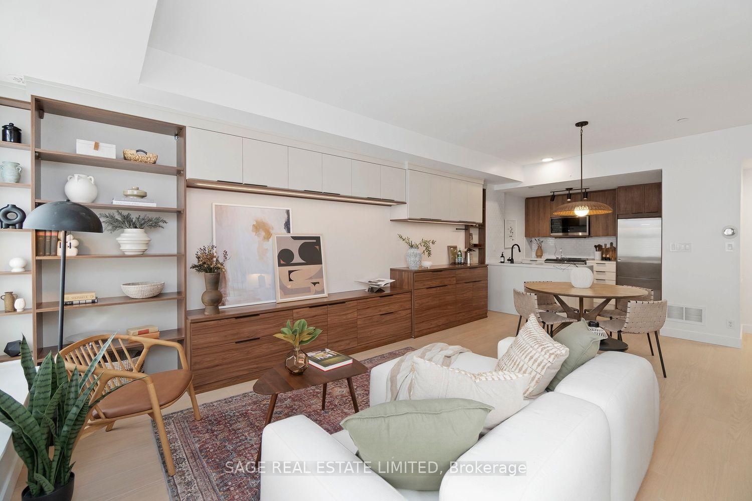 10 Carnation Avenue 18 #18 — photo 1