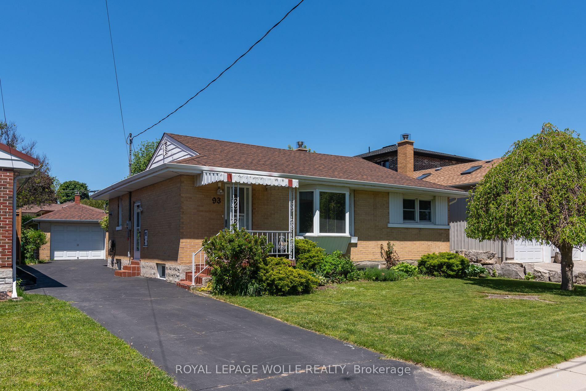 93 Plymouth Road — photo 1