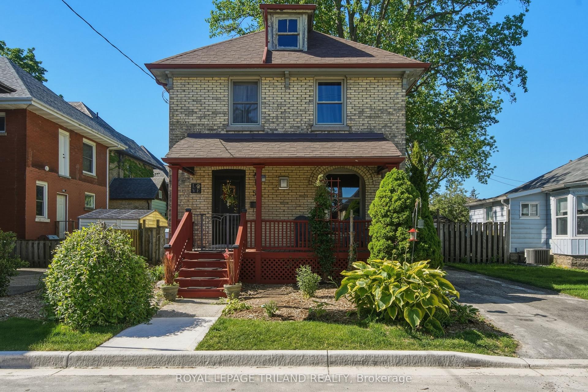 54 Elysian Street — photo 1
