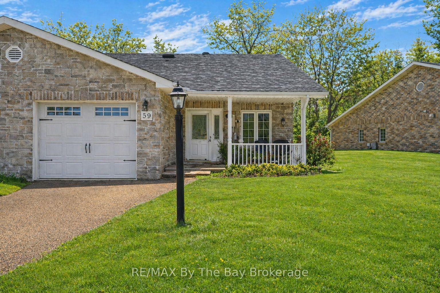 39 Greenway Drive — photo 1