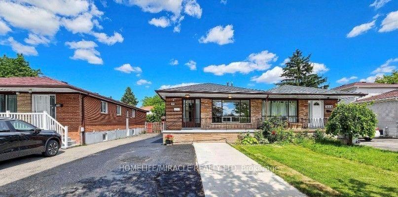 7444 Homeside Gardens, Mississauga — Semi-Detached for lease, photo 1