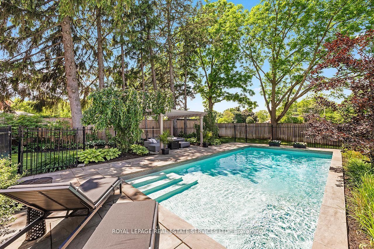 24 Jopling Avenue N, Toronto — Detached for sale, photo 1