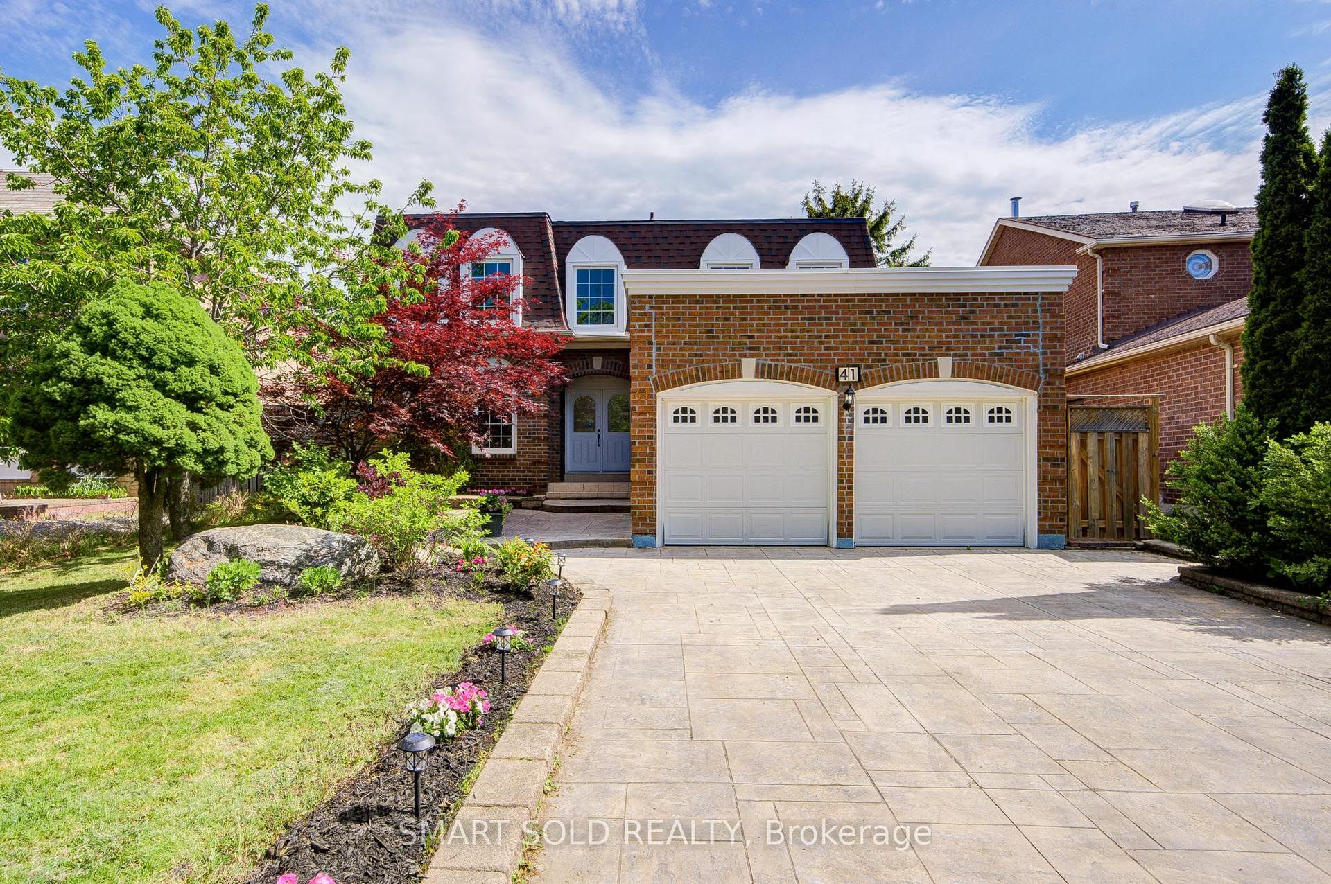41 Carnforth Drive — photo 1