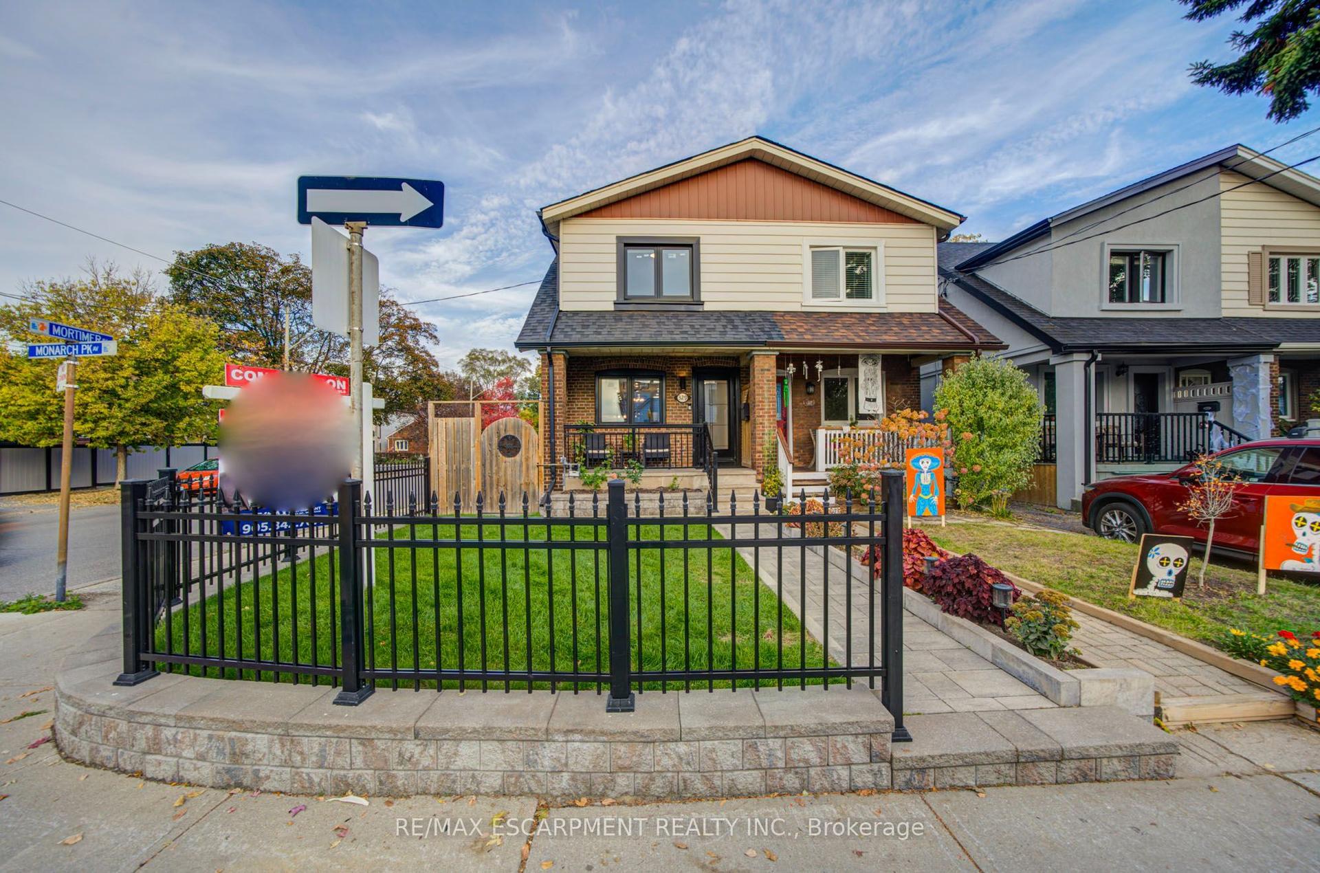 329 Monarch Park Avenue, Toronto — Semi-Detached for sale, photo 1