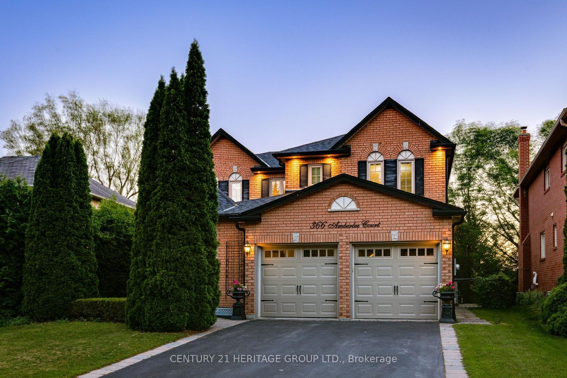 366 Amberlee Court, Newmarket — Detached for sale, photo 1