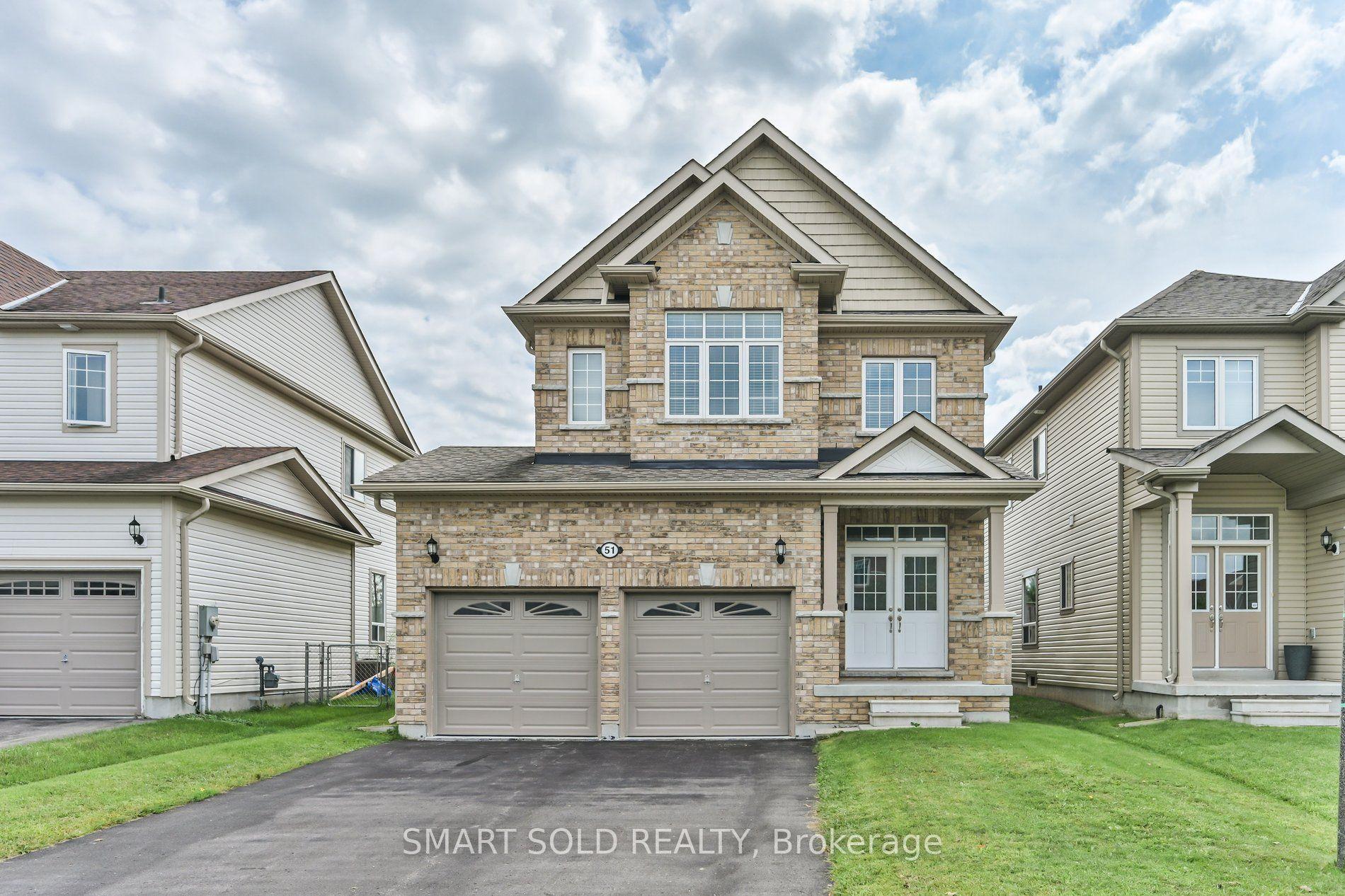 51 Bramsey Street, Georgina — Detached for sale, photo 1