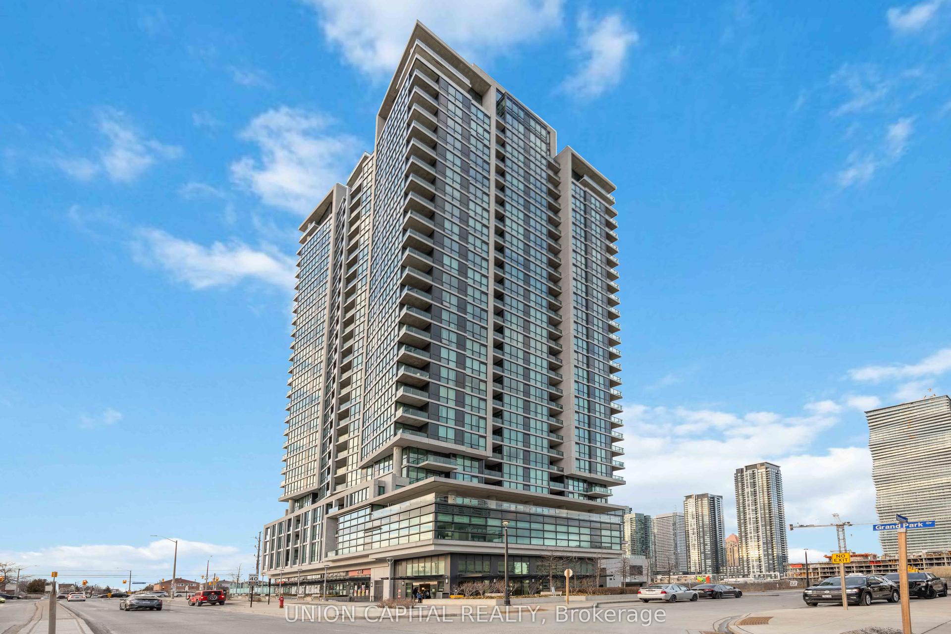 3985 Grand Park Drive 207 #207, Mississauga — Condo for lease, photo 1