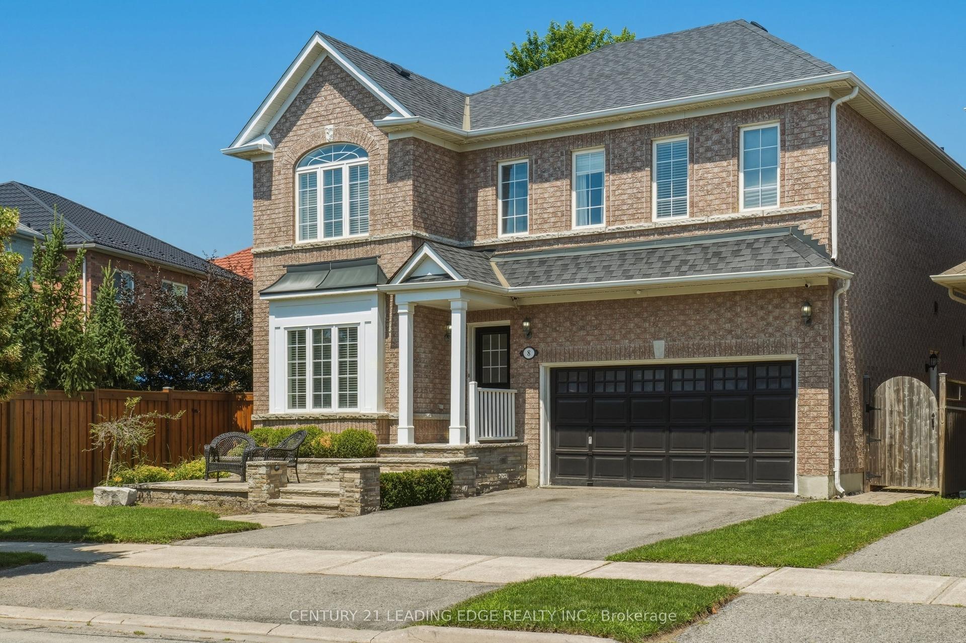 8 Haverhill Terrace, Aurora — Detached for sale, photo 1