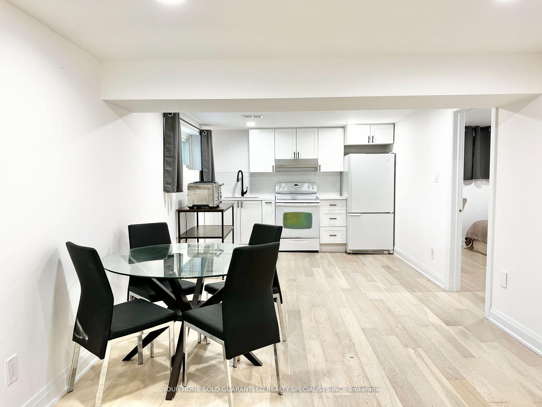 2 Pannahill Road Room 2 #Room 2, Toronto — Detached for lease, photo 1