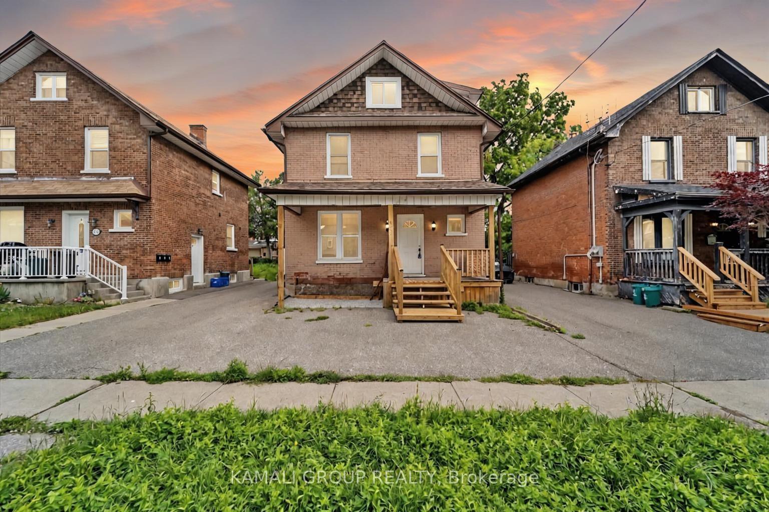 254 Bruce Street — photo 1