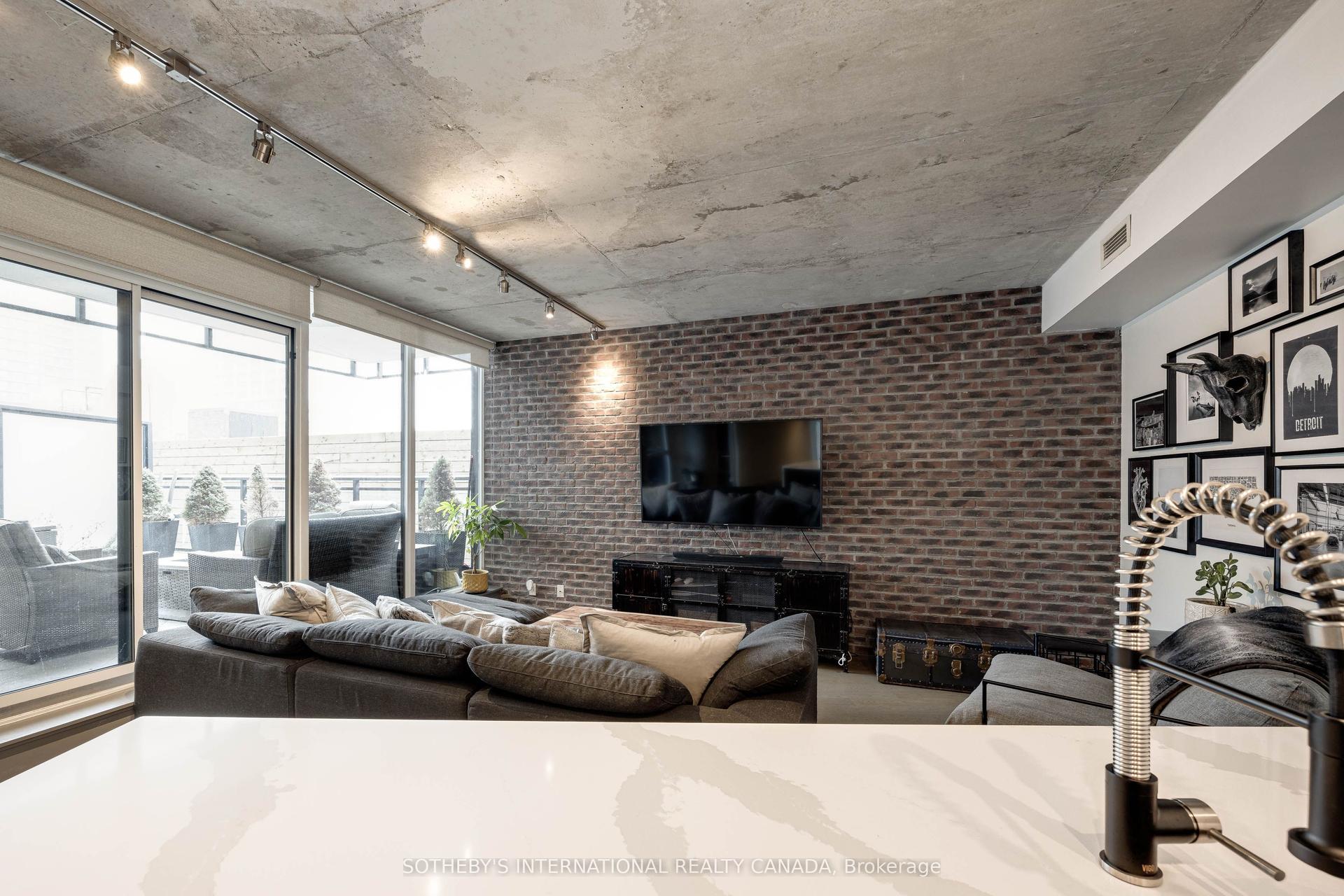 318 King Street E 202 #202, Toronto — Condo for sale, photo 1