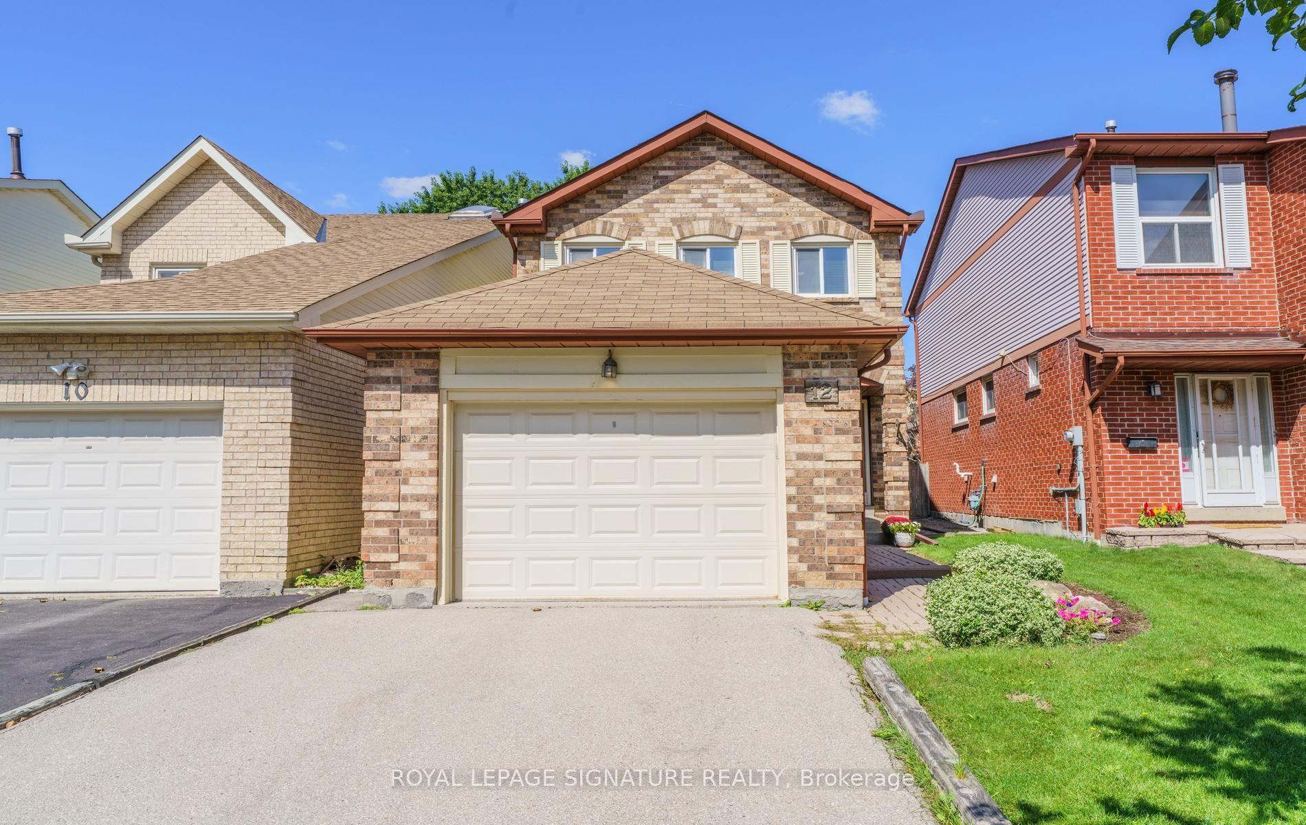 12 Manilow Street, Toronto — Detached for sale, photo 1