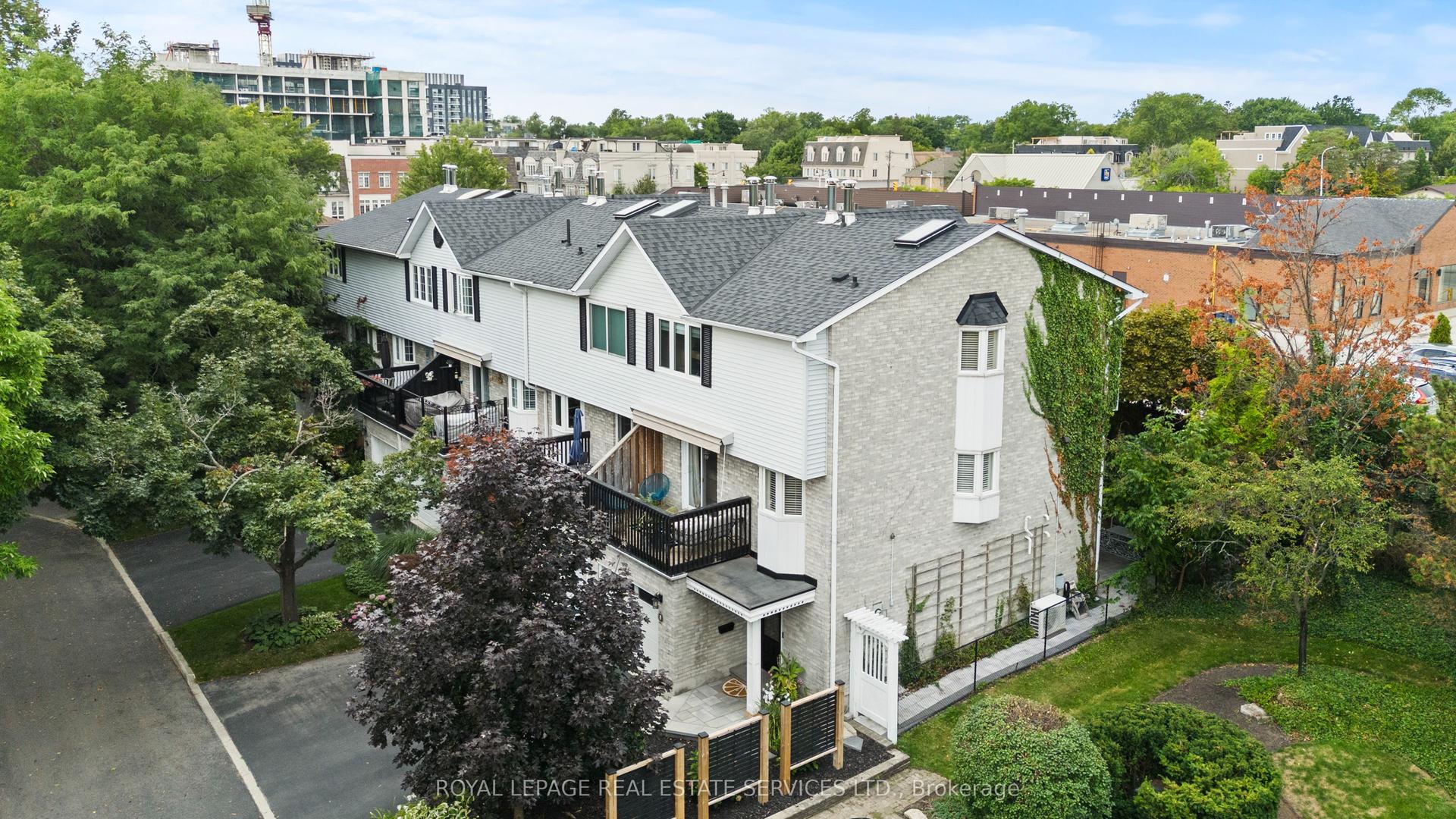 2303 Marine Drive 5 #5, Oakville — Townhouse for sale, photo 1