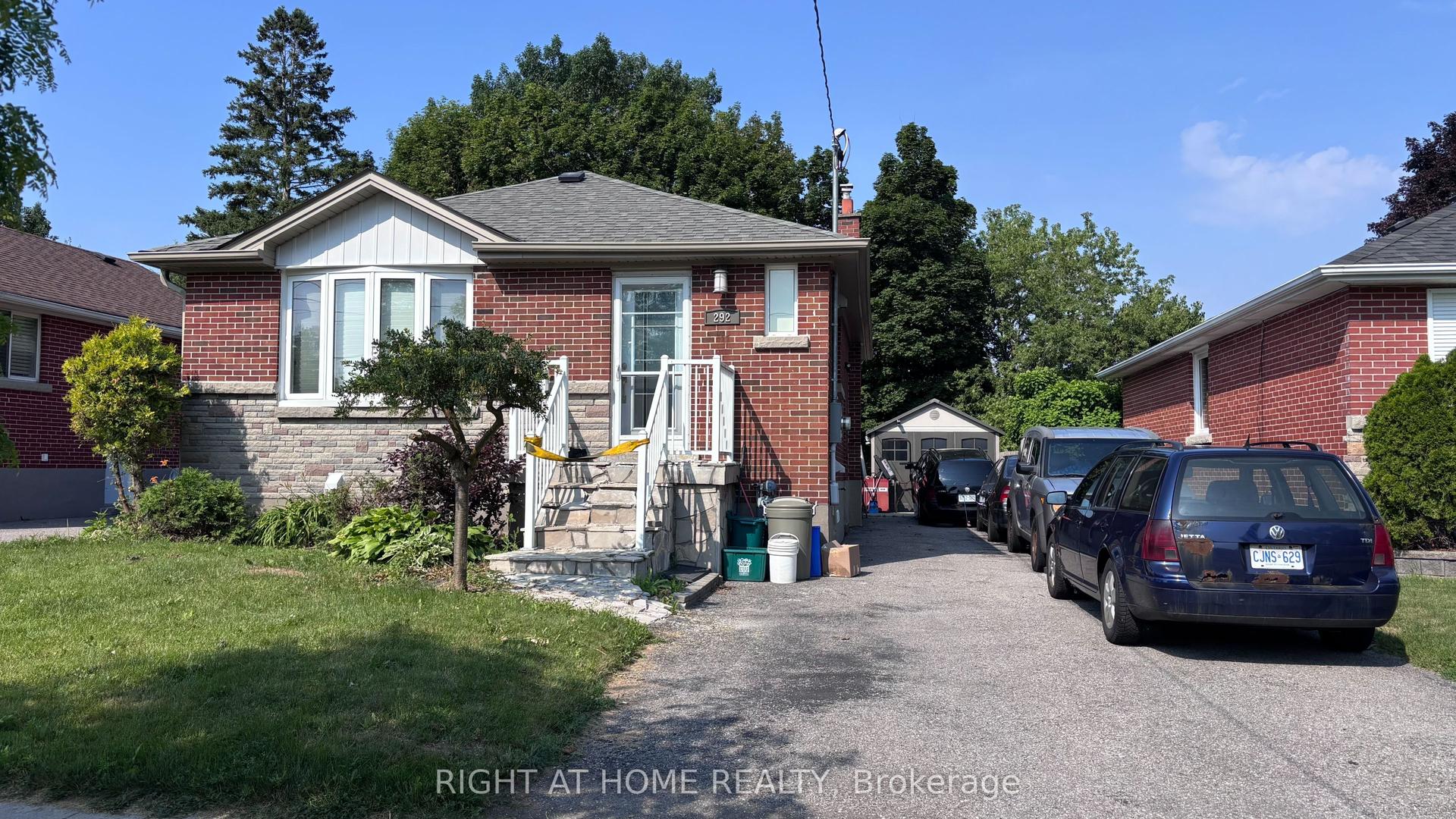 292 Farewell Street Lower #Lower, Oshawa — Detached for lease, photo 1