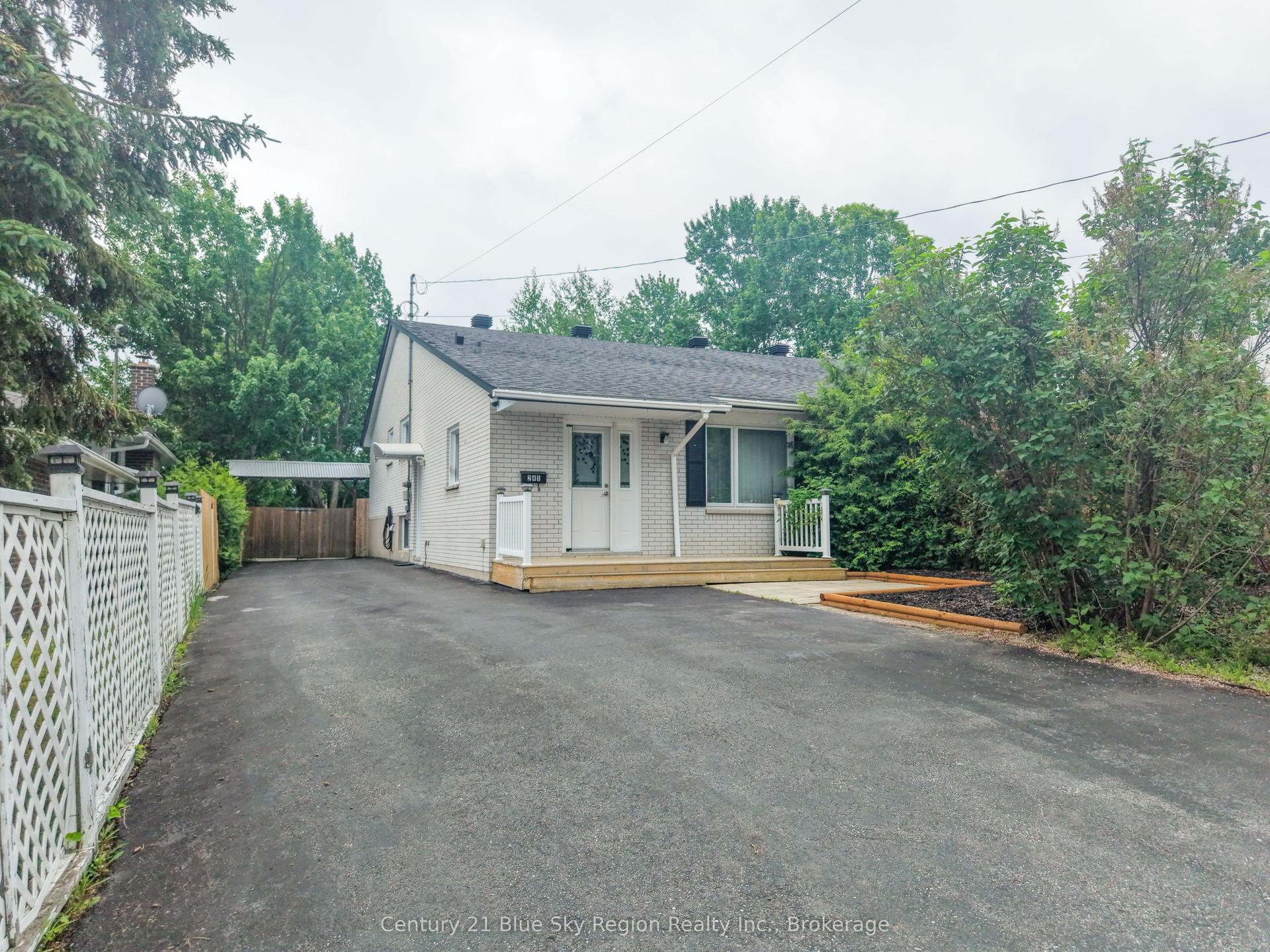 245 Michener Drive, North Bay — Semi-Detached for sale, photo 1