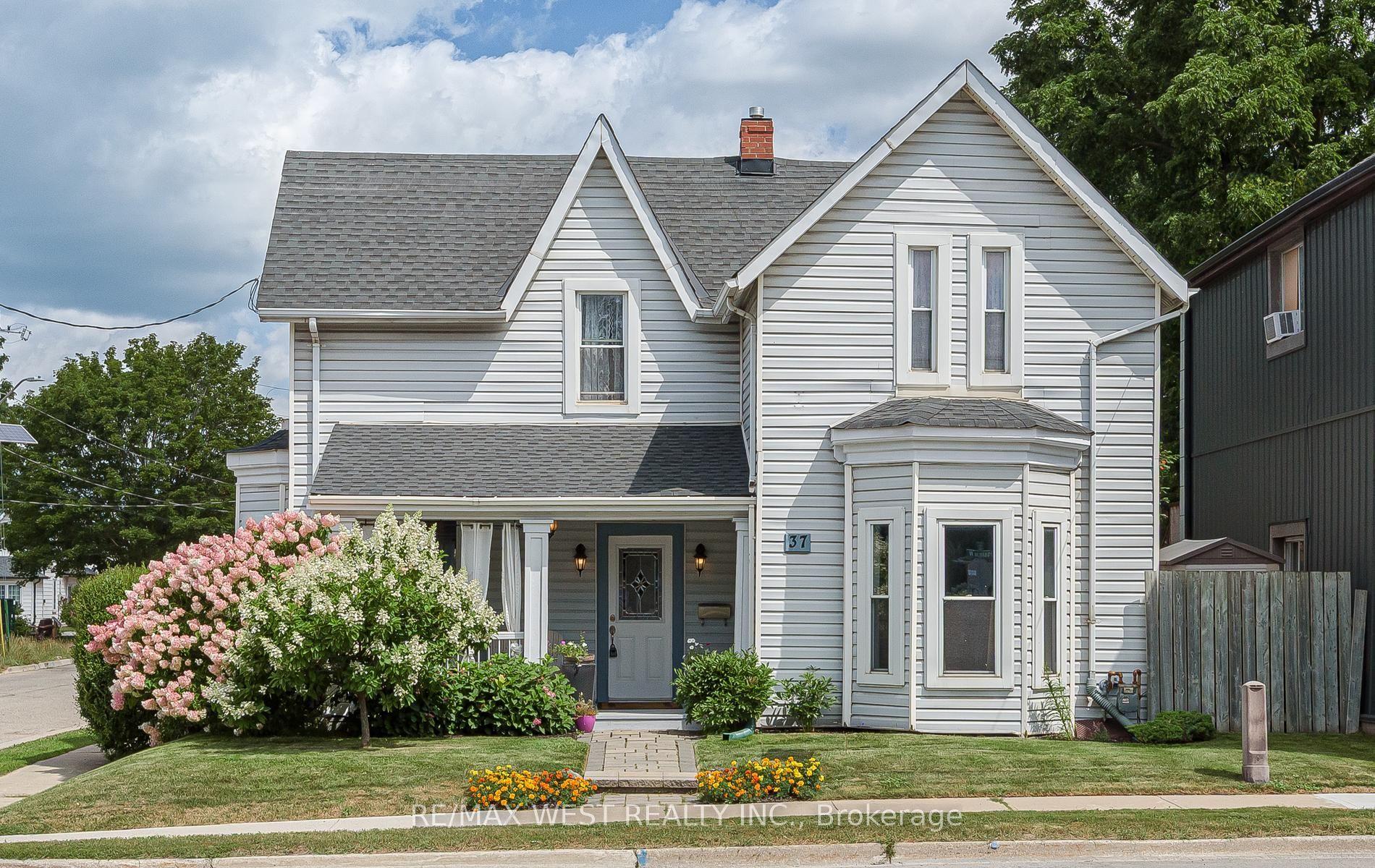 37 N Main Street N, Halton Hills — Detached for sale, photo 1