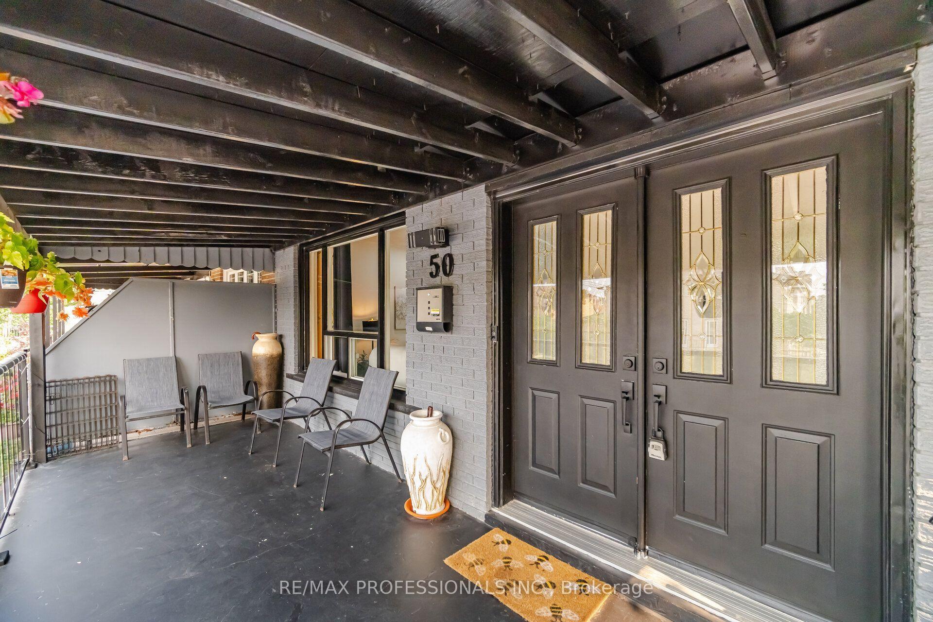 50 Cobb Avenue, Toronto — Semi-Detached for sale, photo 1