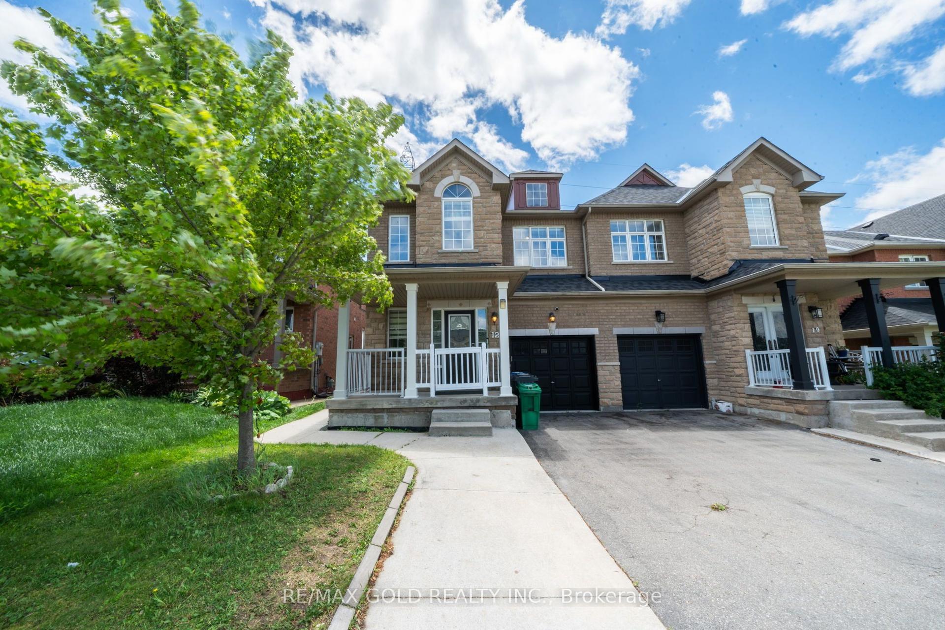 12 Pefferlaw Drive, Brampton — Semi-Detached for sale, photo 1