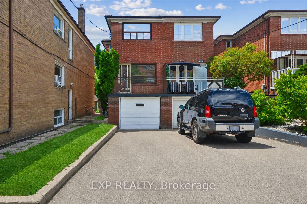346 Westmount Avenue — photo 1