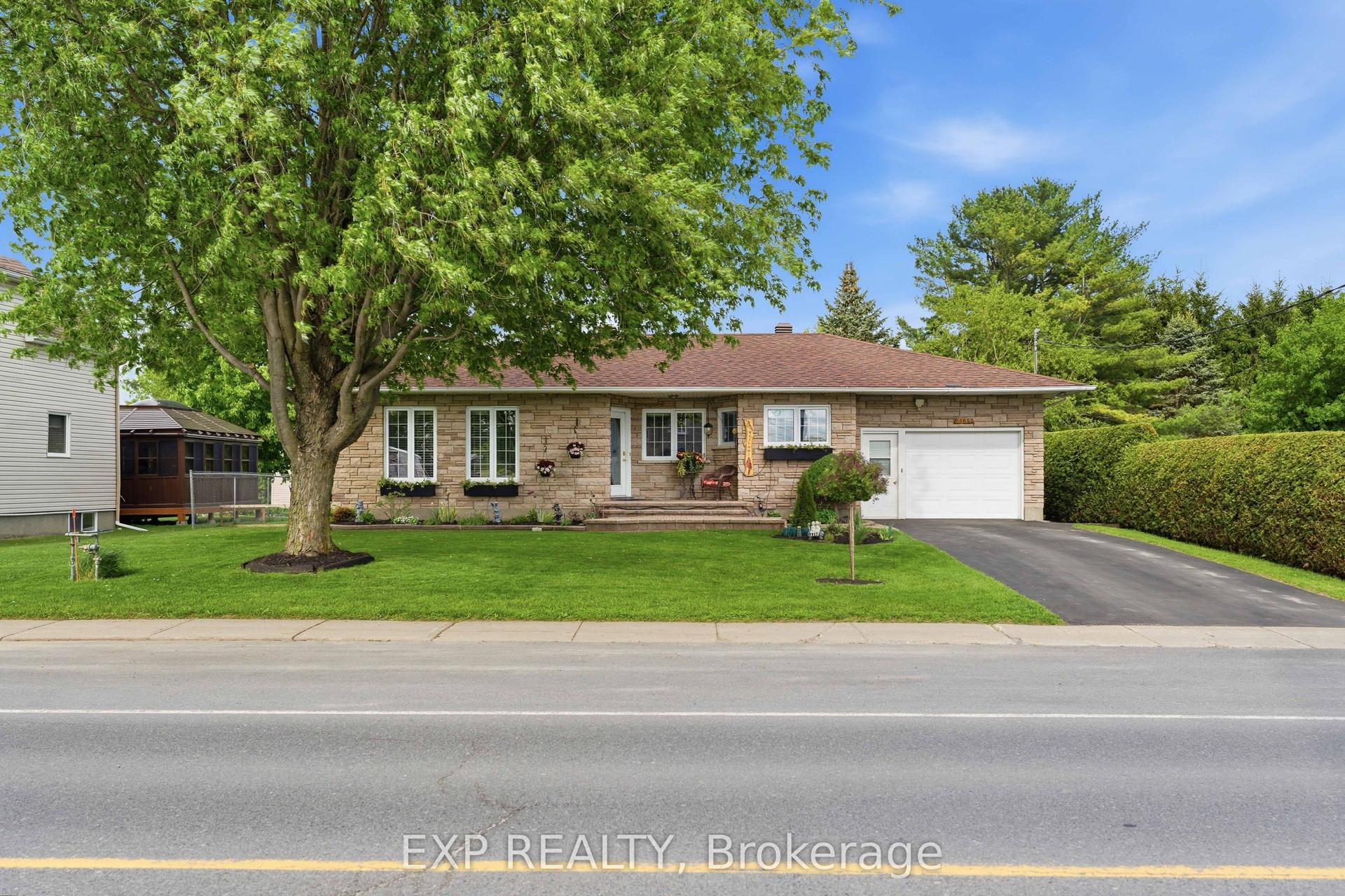 3135 GENDRON Road — photo 1