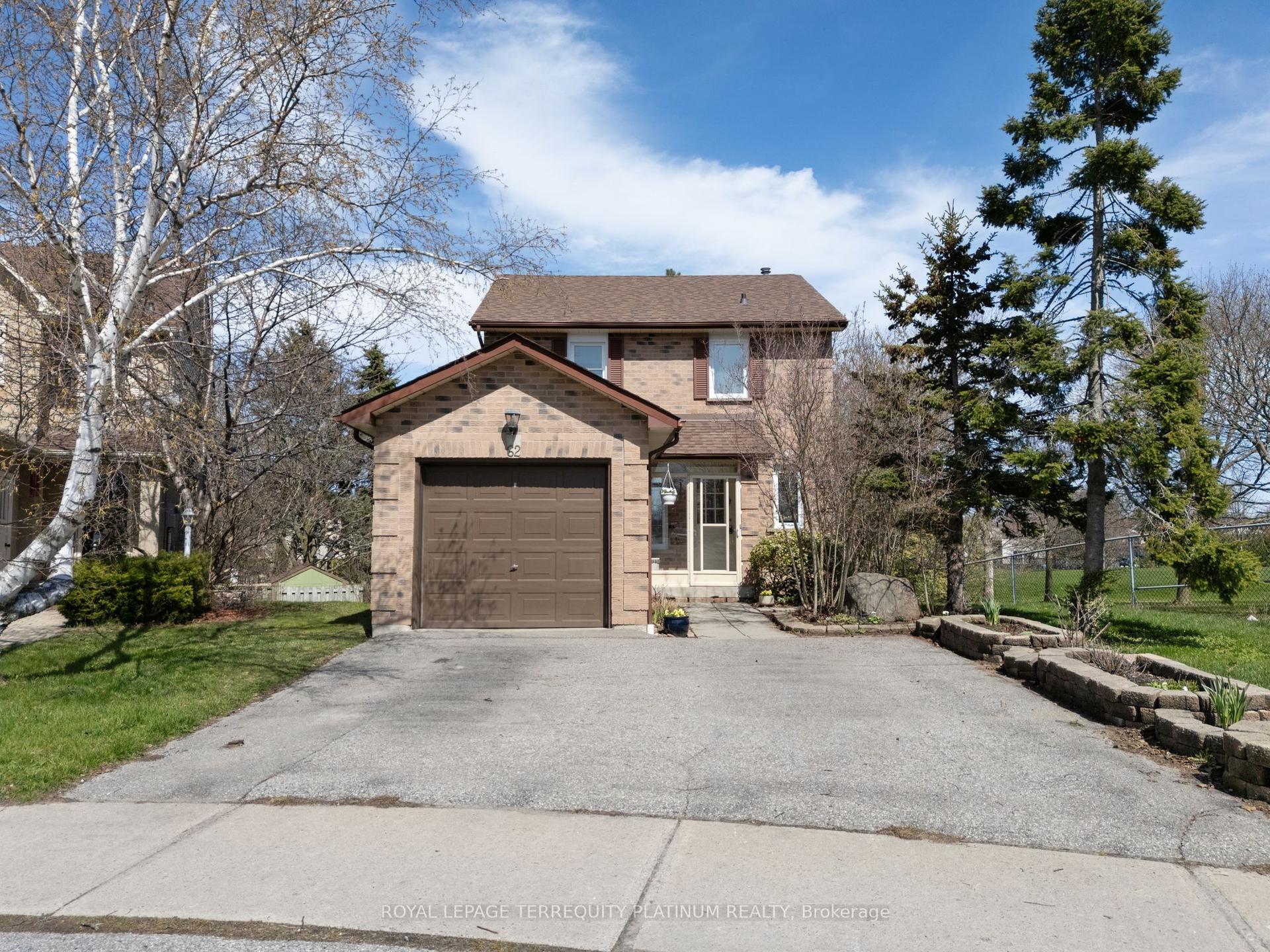 62 Humphrey Drive — photo 1