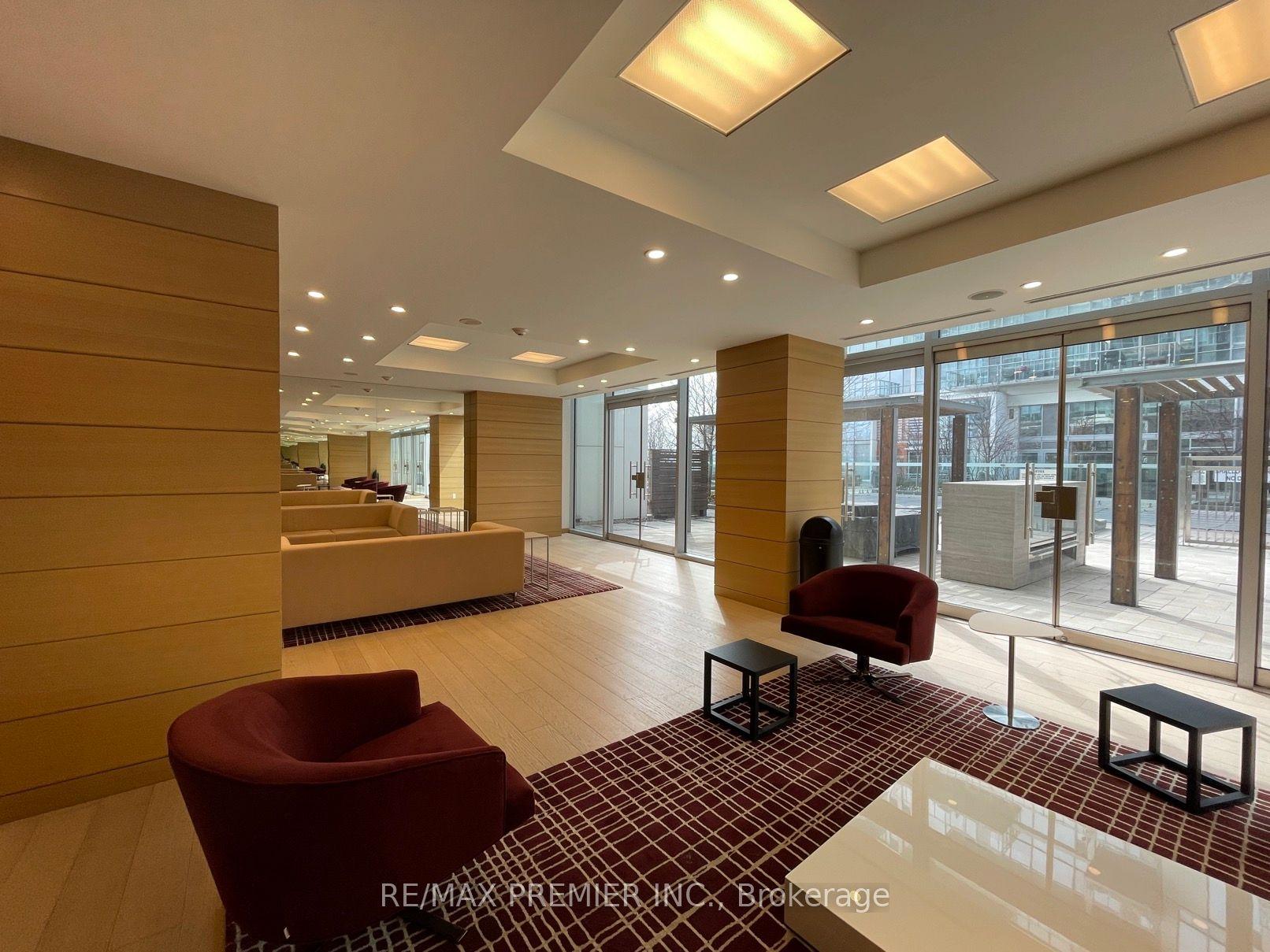 29 Queens Quay 809 #809 — photo 1