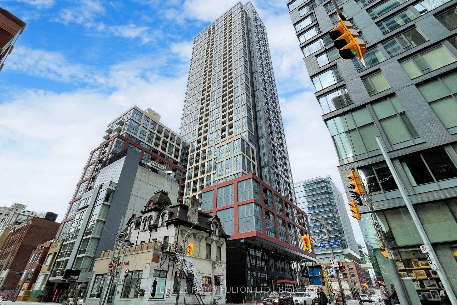 108 Peter Street 4712 #4712, Toronto — Condo for lease, photo 1