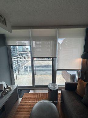 15 Fort York Blvd Boulevard 1505 #1505 — photo 1