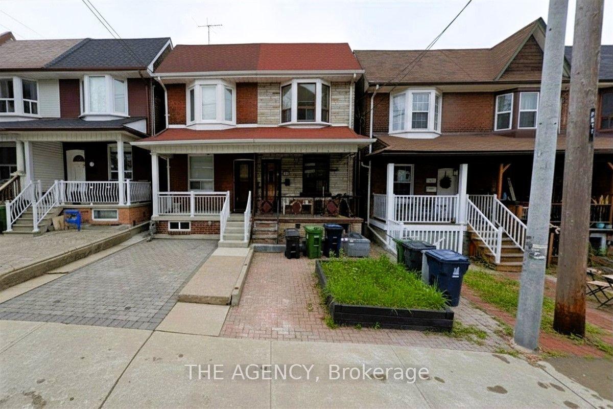 613 Delaware Avenue N #upper ##upper, Toronto — Semi-Detached for lease, photo 1