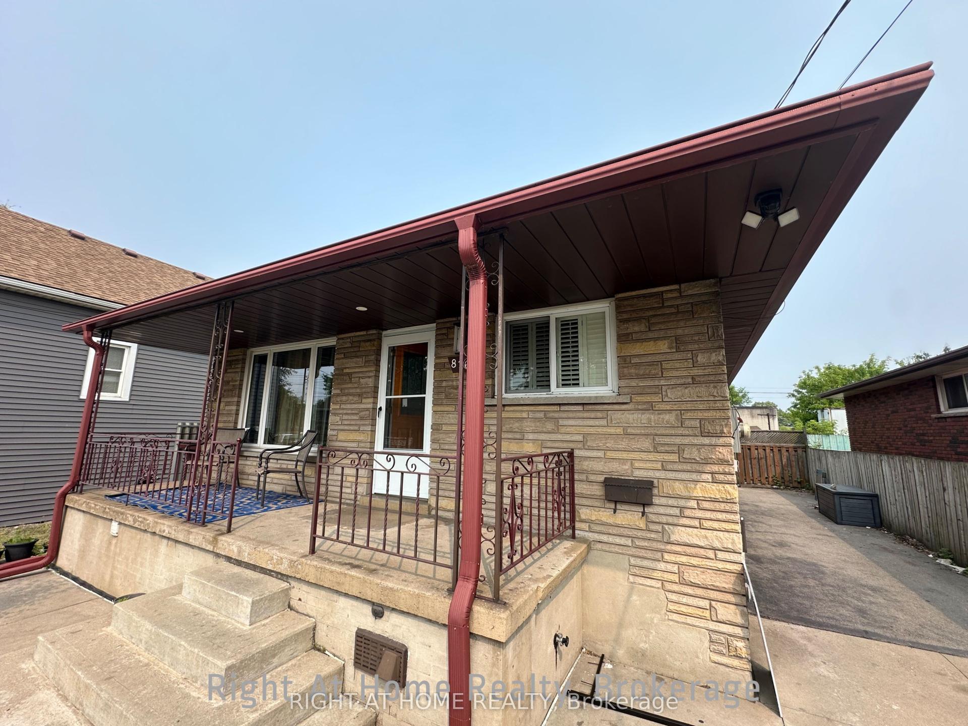 816 Dunn Avenue N, Hamilton — Detached for sale, photo 1