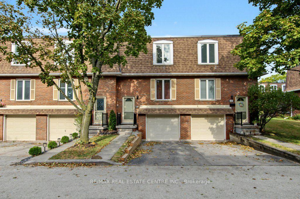 1535 Westminster Place, Burlington — Condo Town for sale, photo 1