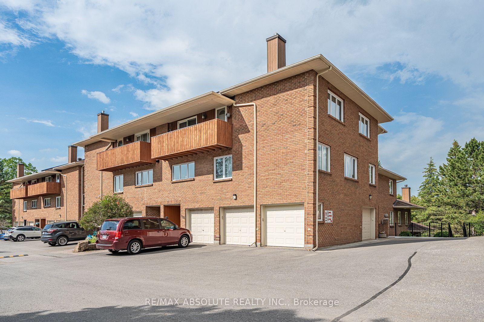 206 Stratas Court, Kanata — Condo Town for sale, photo 1