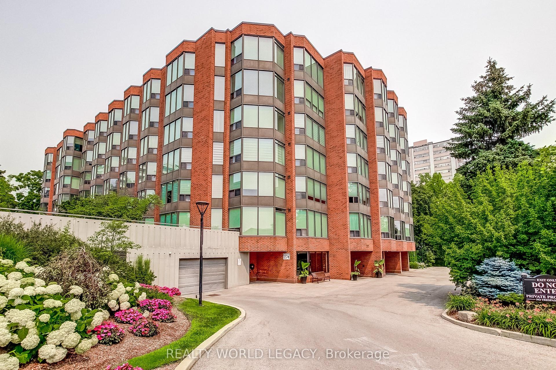 2121 Lakeshore Road 501 #501, Burlington — Condo for sale, photo 1